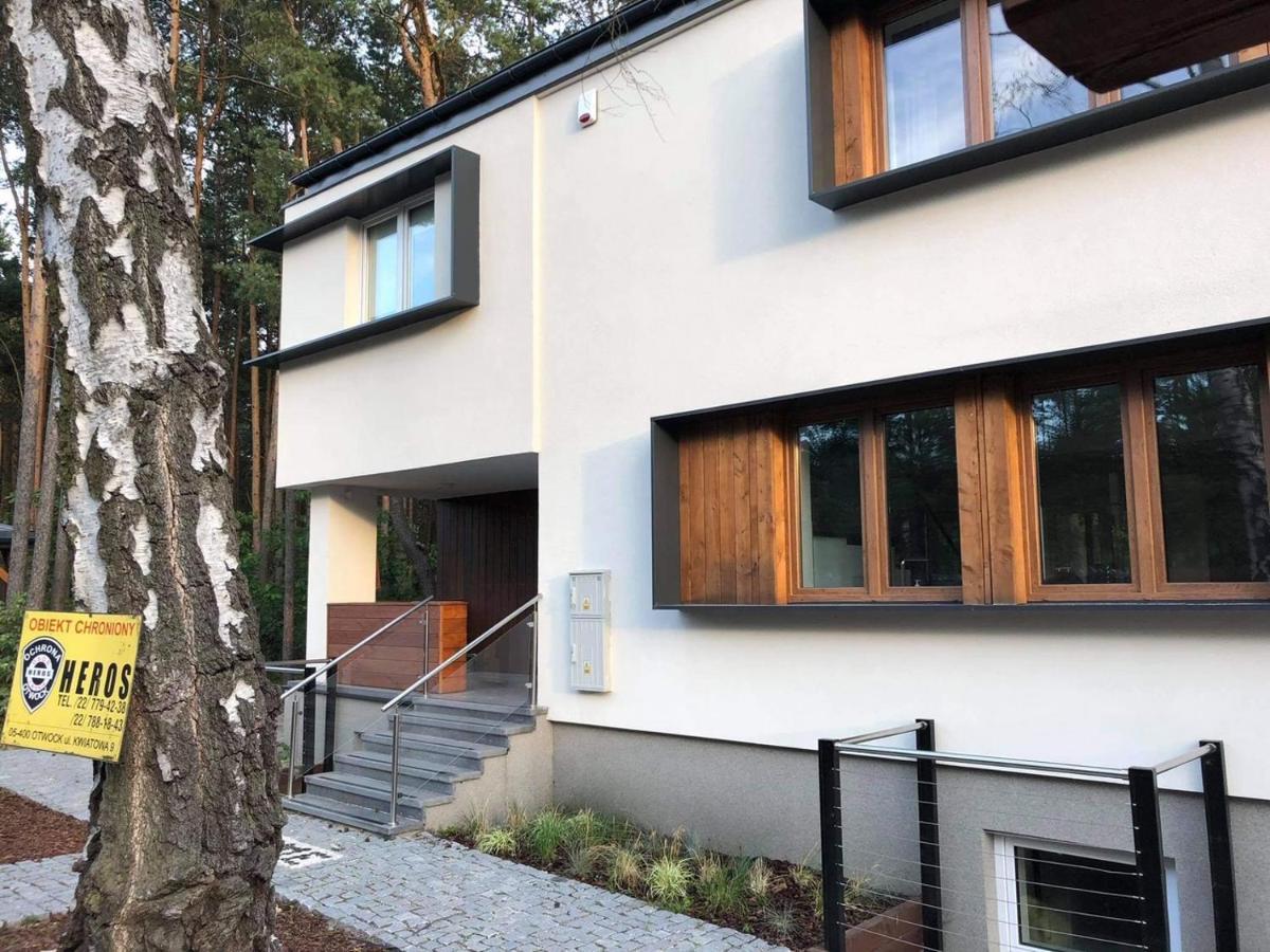 Luksusowa Willa Pod Lasem, Otwock - Shared Garden, Sauna, Wood Hot Tub! Hot Tub Seasonal! Bagian luar foto